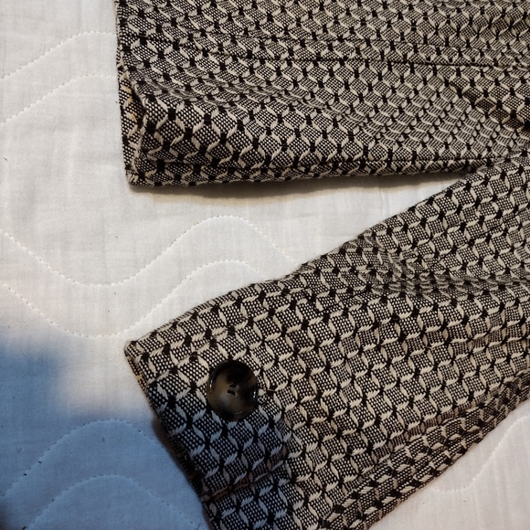 Women's Ann Taylor Black and White Geometric Pattern Blazer Jacket Size 0 - Picture 10 of 11